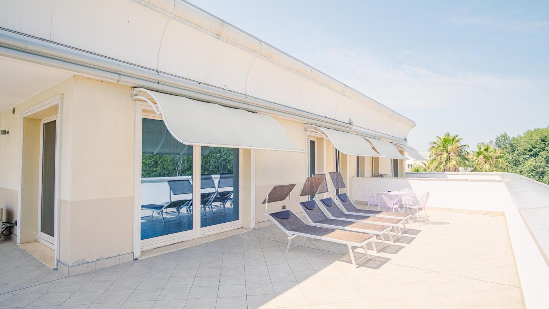 Relais Du Lac Village - Italian Homing デセンツァーノ・デル・ガルダ エクステリア 写真