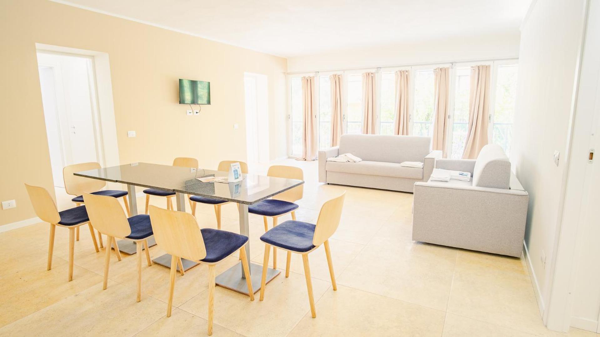 Relais Du Lac Village - Italian Homing デセンツァーノ・デル・ガルダ エクステリア 写真