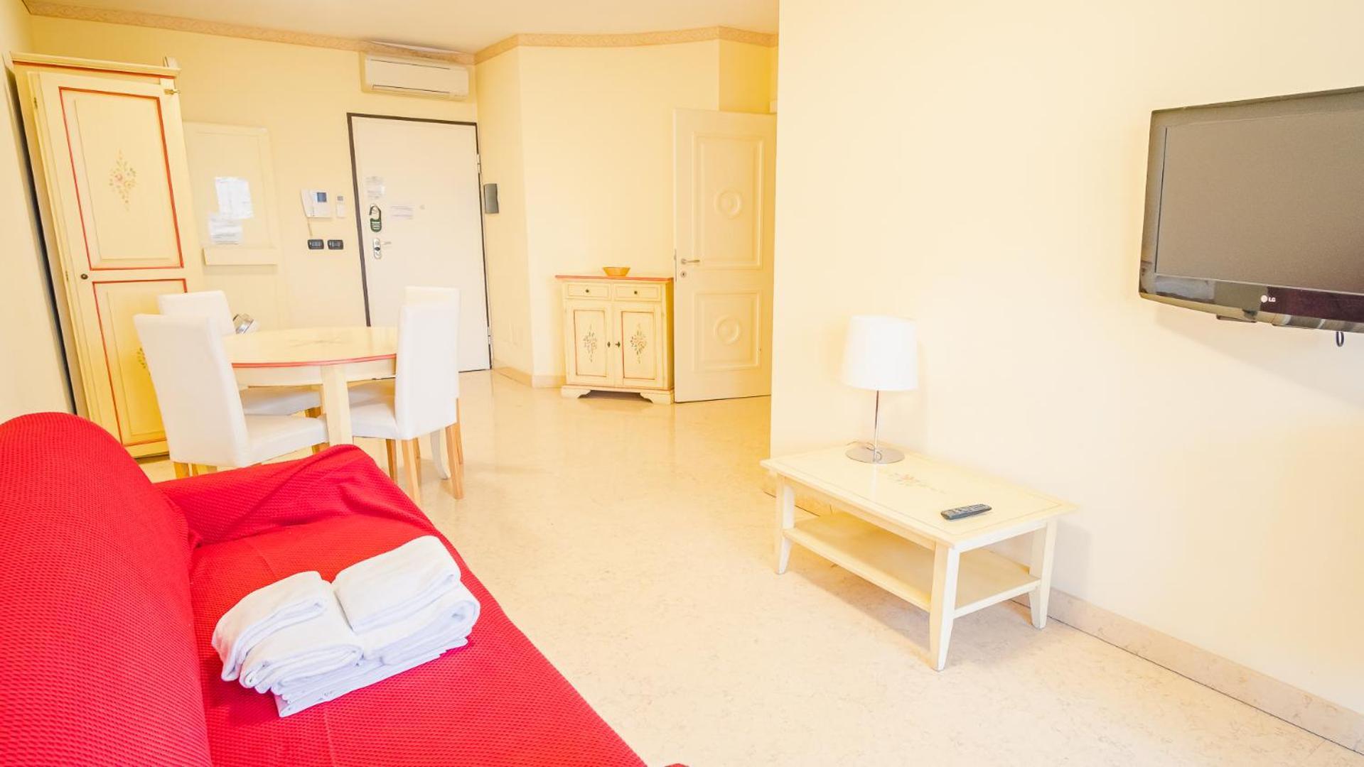 Relais Du Lac Village - Italian Homing デセンツァーノ・デル・ガルダ エクステリア 写真