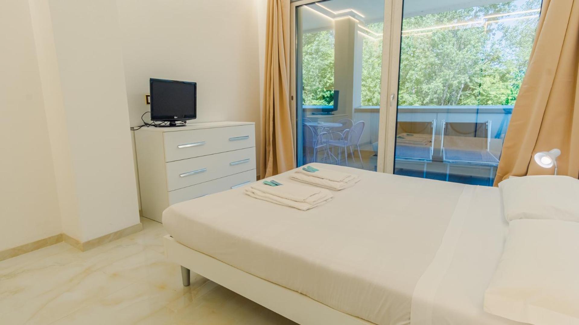 Relais Du Lac Village - Italian Homing デセンツァーノ・デル・ガルダ エクステリア 写真